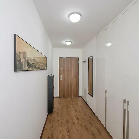 Apartment Near City Centre With Parking Place Praag Buitenkant foto