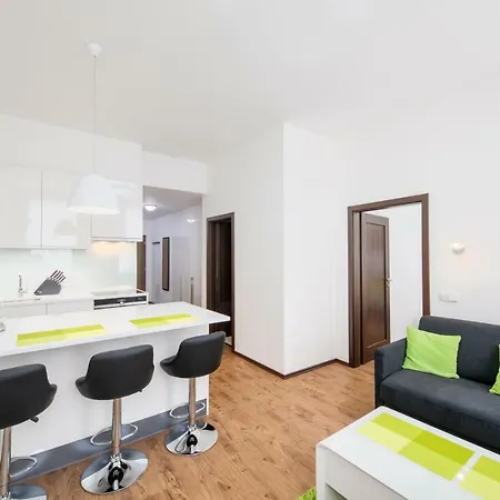 Apartment Near City Centre With Parking Place Praag Buitenkant foto