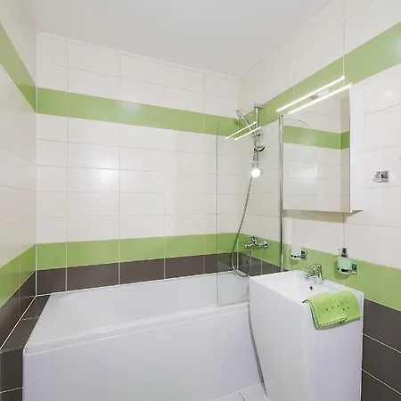 Apartment Near City Centre With Parking Place Praag Buitenkant foto